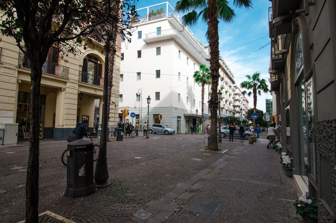 B&B L'Incrocio Salerno Exterior foto